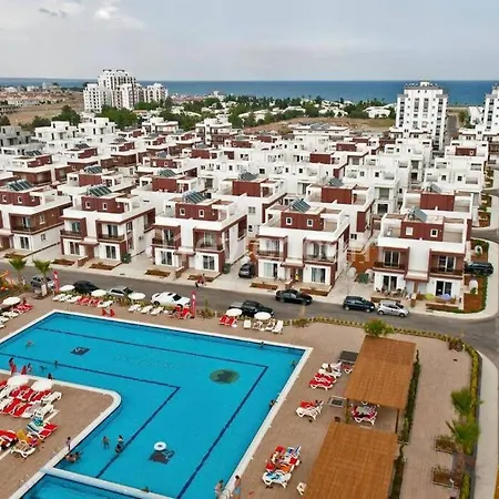 1 Bedroom Style Apartment *
